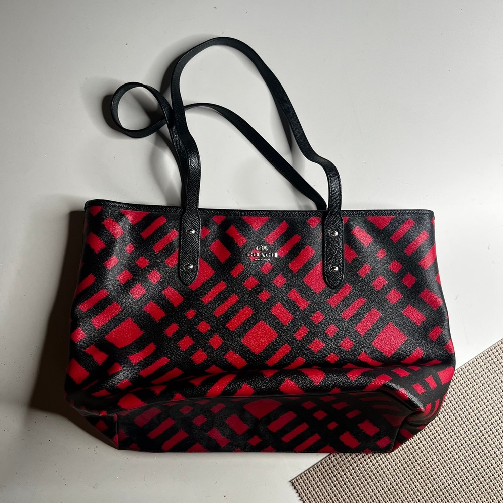 Coach City Tote Red Black Plaid Crossgrain Leather Zip Top Bag F22248